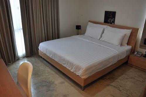 U Place Bangkok Exterior foto
